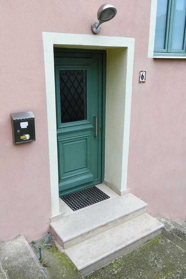 Sofokleous Apartment Kavála Exterior photo